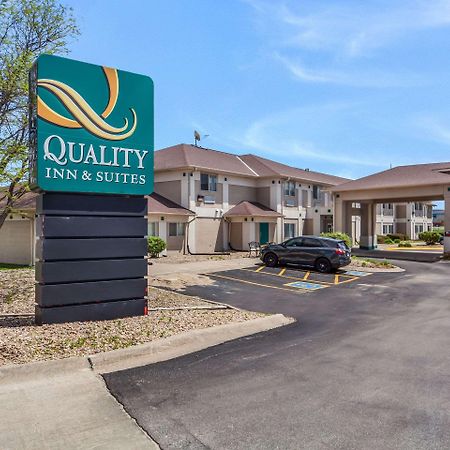 Quality Inn & Suites West Omaha - Ne Linclon Bagian luar foto