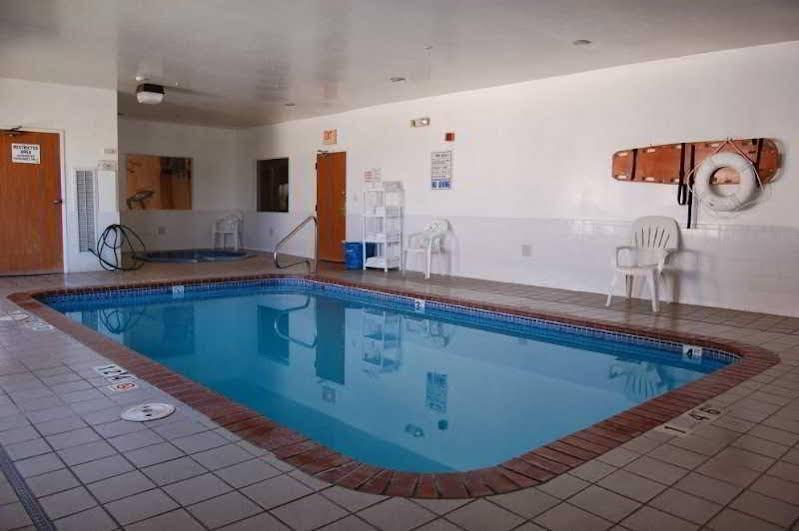Quality Inn & Suites West Omaha - Ne Linclon Bagian luar foto