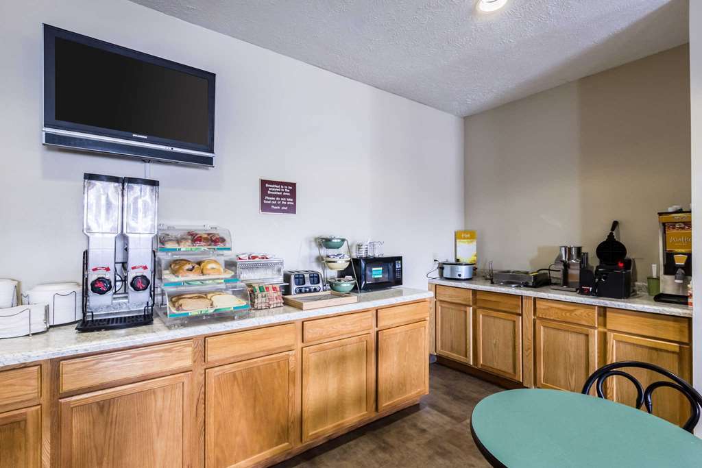 Quality Inn & Suites West Omaha - Ne Linclon Restoran foto